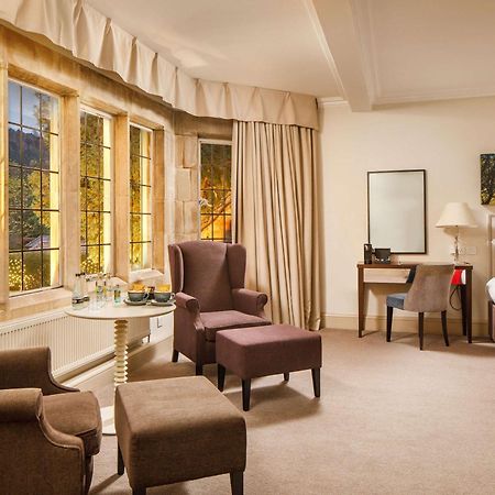 Sunday Box Hill Burford Bridge Hotel Dorking Buitenkant foto