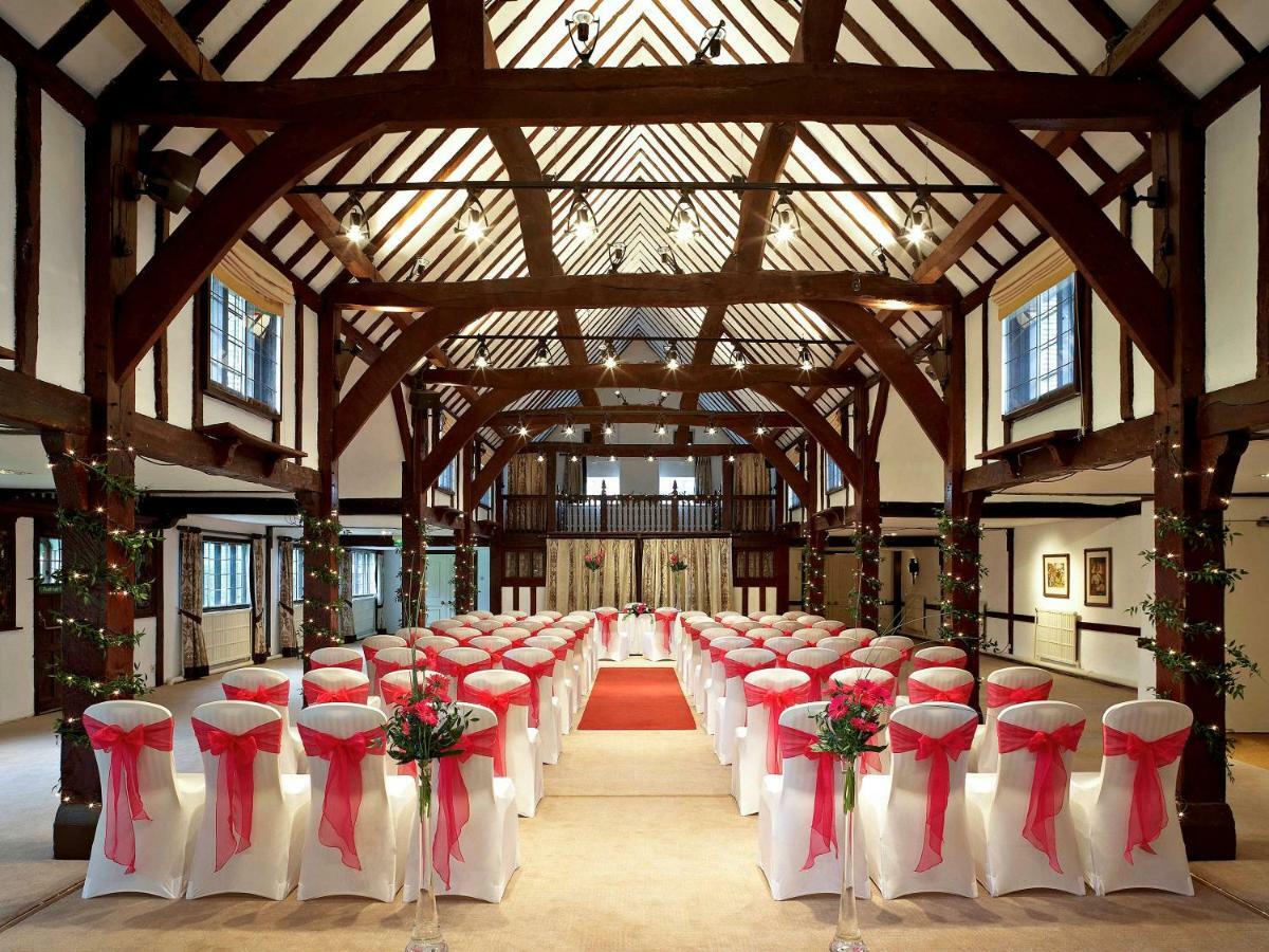 Sunday Box Hill Burford Bridge Hotel Dorking Buitenkant foto